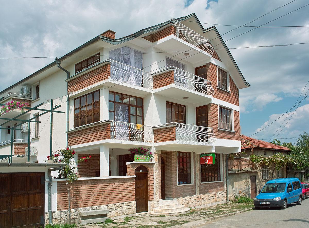 Family Hotel Rose Pavel Banya Exterior foto
