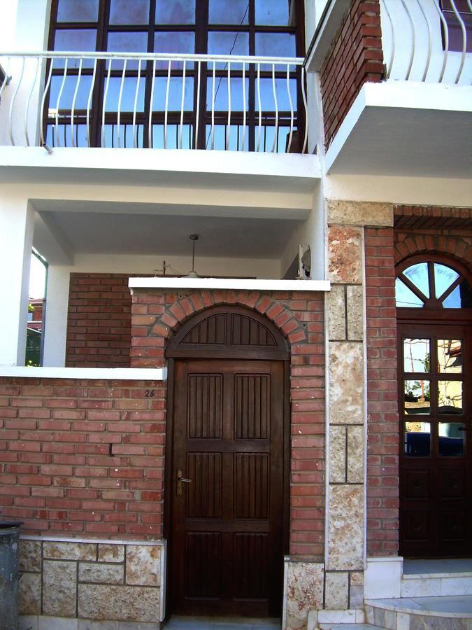 Family Hotel Rose Pavel Banya Exterior foto