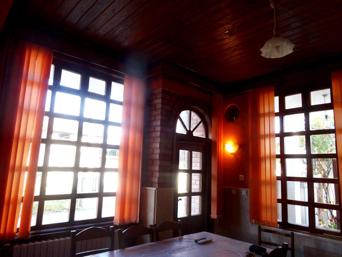 Family Hotel Rose Pavel Banya Exterior foto